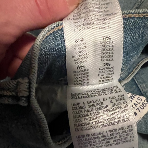 Mother denim Mid rise dazzler flood. 28 - Picture 8 of 10